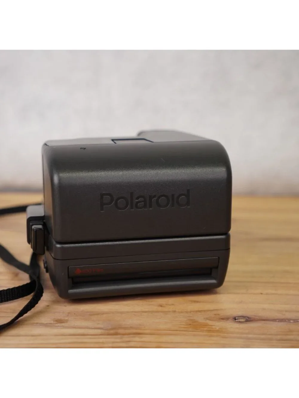 Polaroid OneStep Close-Up 600 Instant Camera Retro Black With Built-In Flash